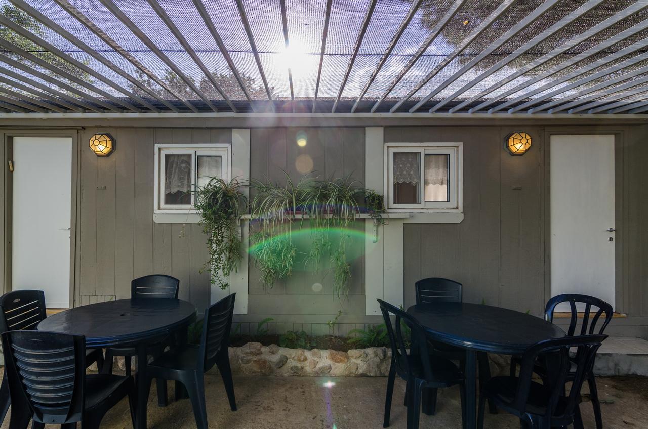 Orna'S Corner Bed & Breakfast Yuval Exterior photo
